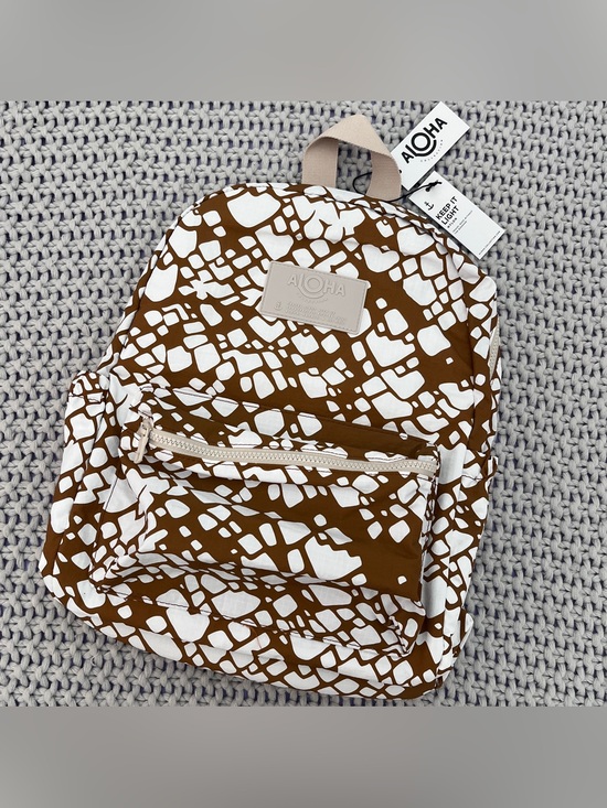 ALOHA Collection Handbags - Aloha Collection• KEEP IT LIGHT Backpack Textile Cone Shell Brown Sugar